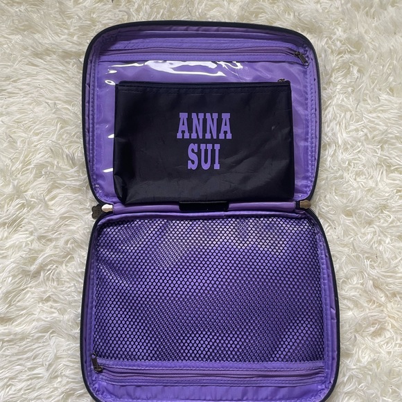 Set of 2 Anna Sui cosmetic cases - Picture 2 of 8
